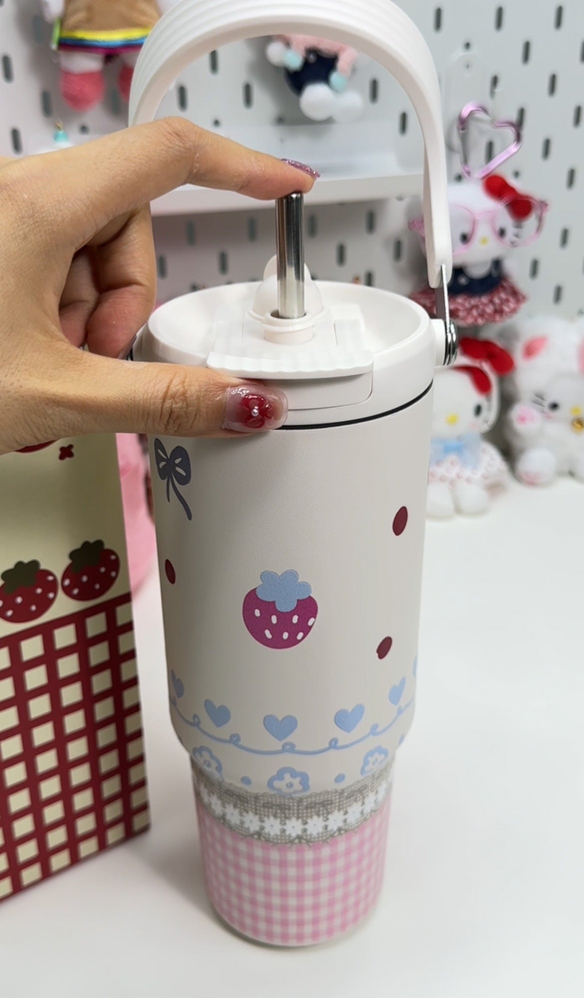 In-Car Insulated Cup 900 ml Tumbler with Handle , Stainless Steel Insulated Cup with Lid Gym Water Bottle Cupholder Friendly Women Travel Mug