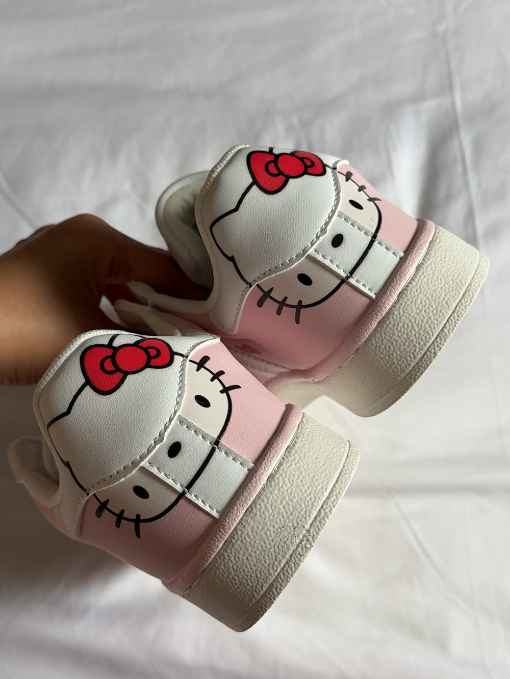 Women's cartoon white sneakers | Shell-toe flat-soled casual sneakers