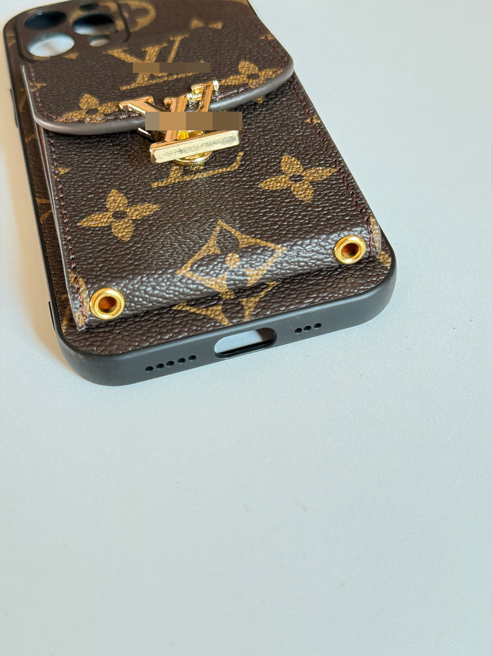 Brown iPhone case 2002 | Accordion card holder (subject to the video)