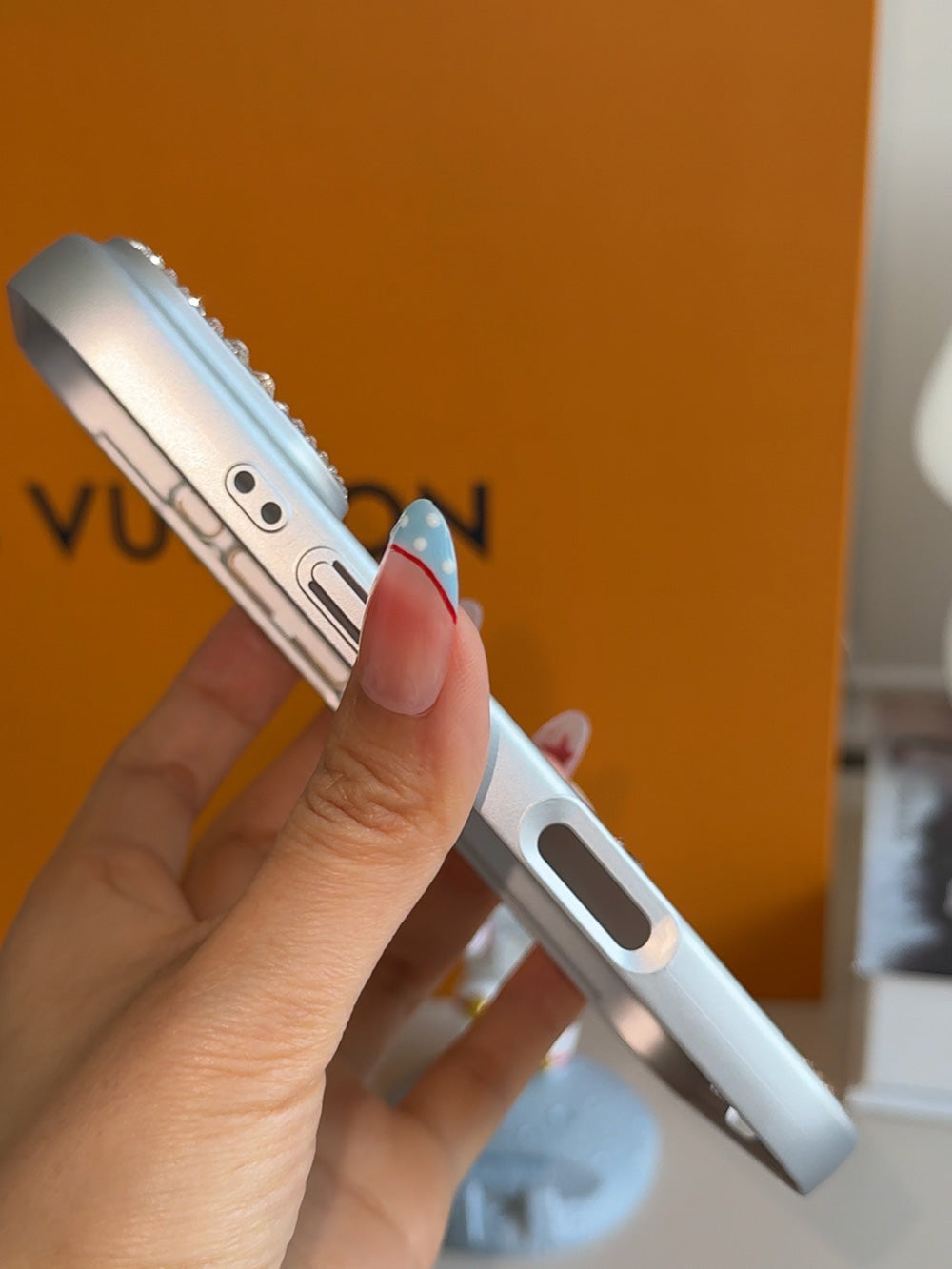 L series Phone case 1025 | without card holder (subject to the video)