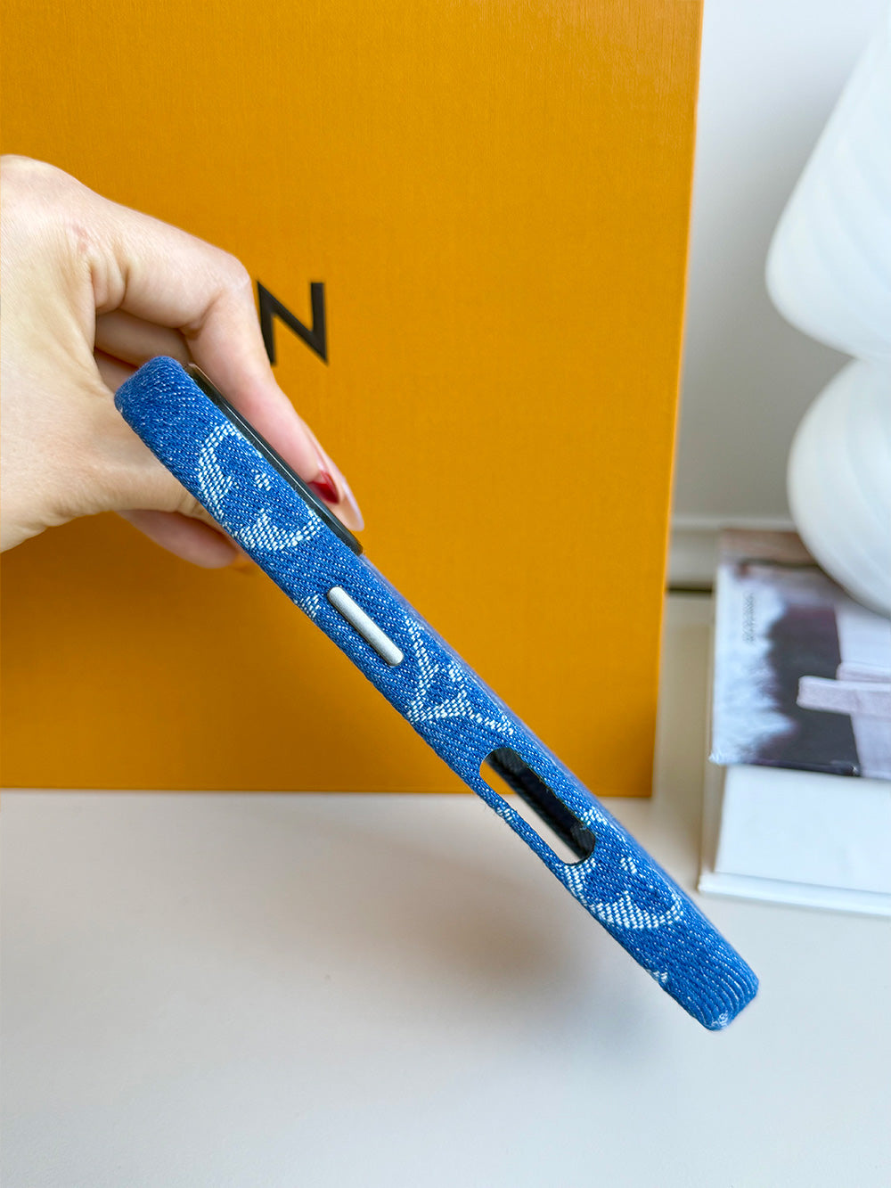 L series Phone case 1027 | blue (subject to the video)