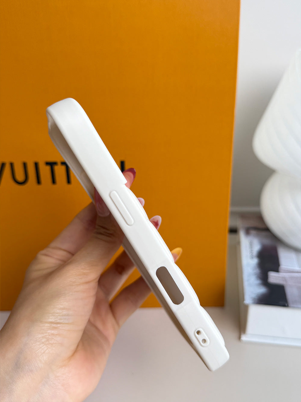Y series Phone case 1029 | white/black/pink (subject to the video)
