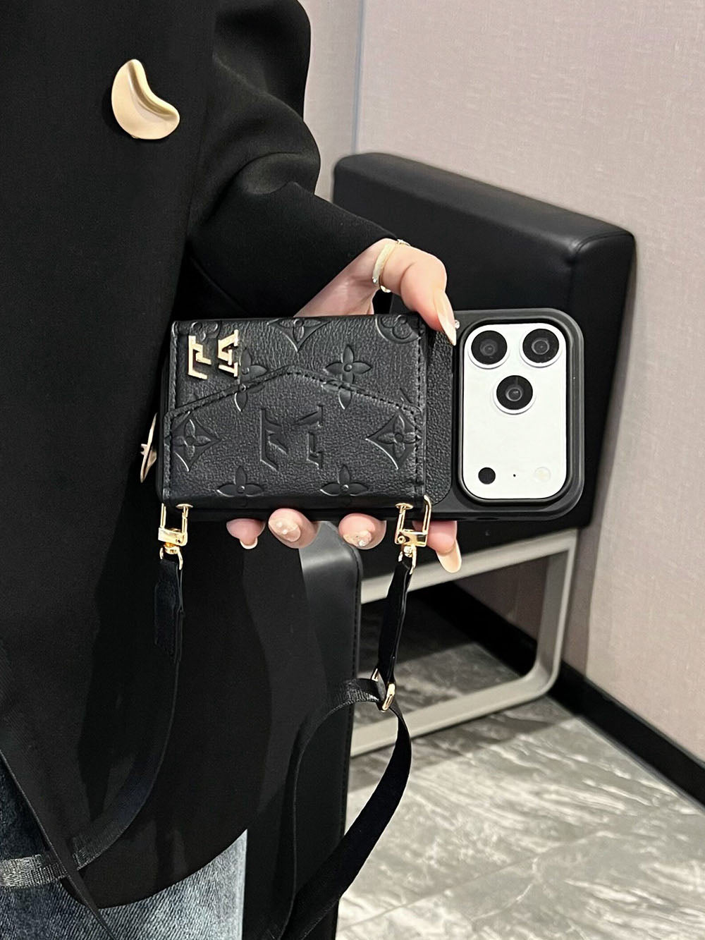 L series Phone case 1030 |  with card holder (subject to the video)