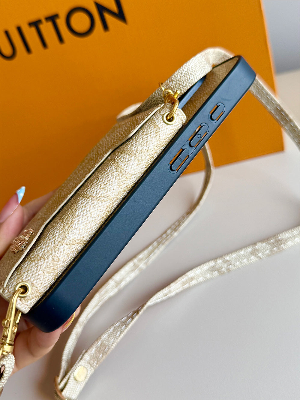 C series Phone case 1033 | with card holder (subject to the video)