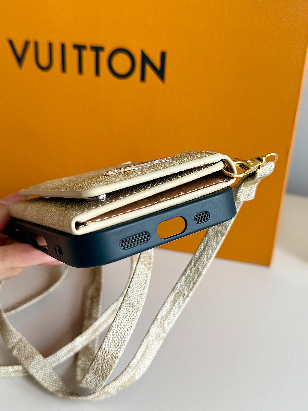 C series Phone case 1033 | with card holder (subject to the video)