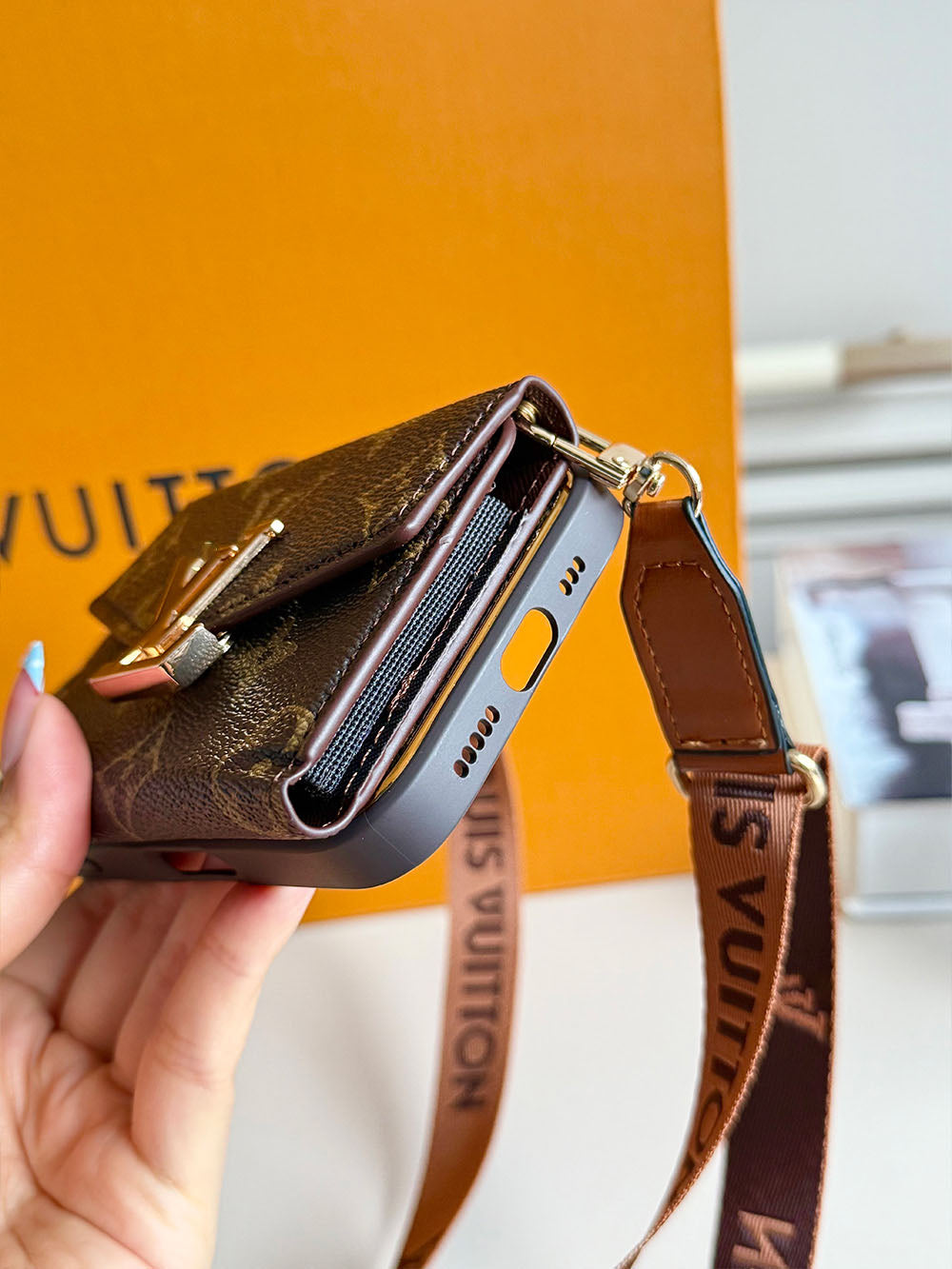 L series Phone case 1038 | with card holder (subject to the video)