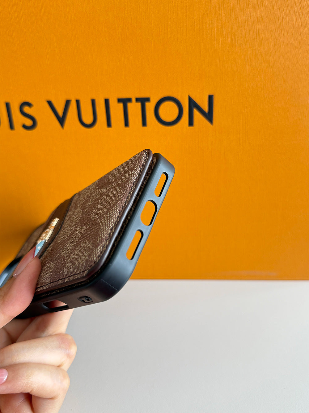 C series Phone case 1044 | with card holder(subject to the video)