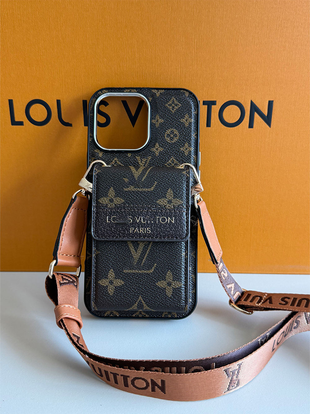 L series Phone case 1045 | with card holder (subject to the video)