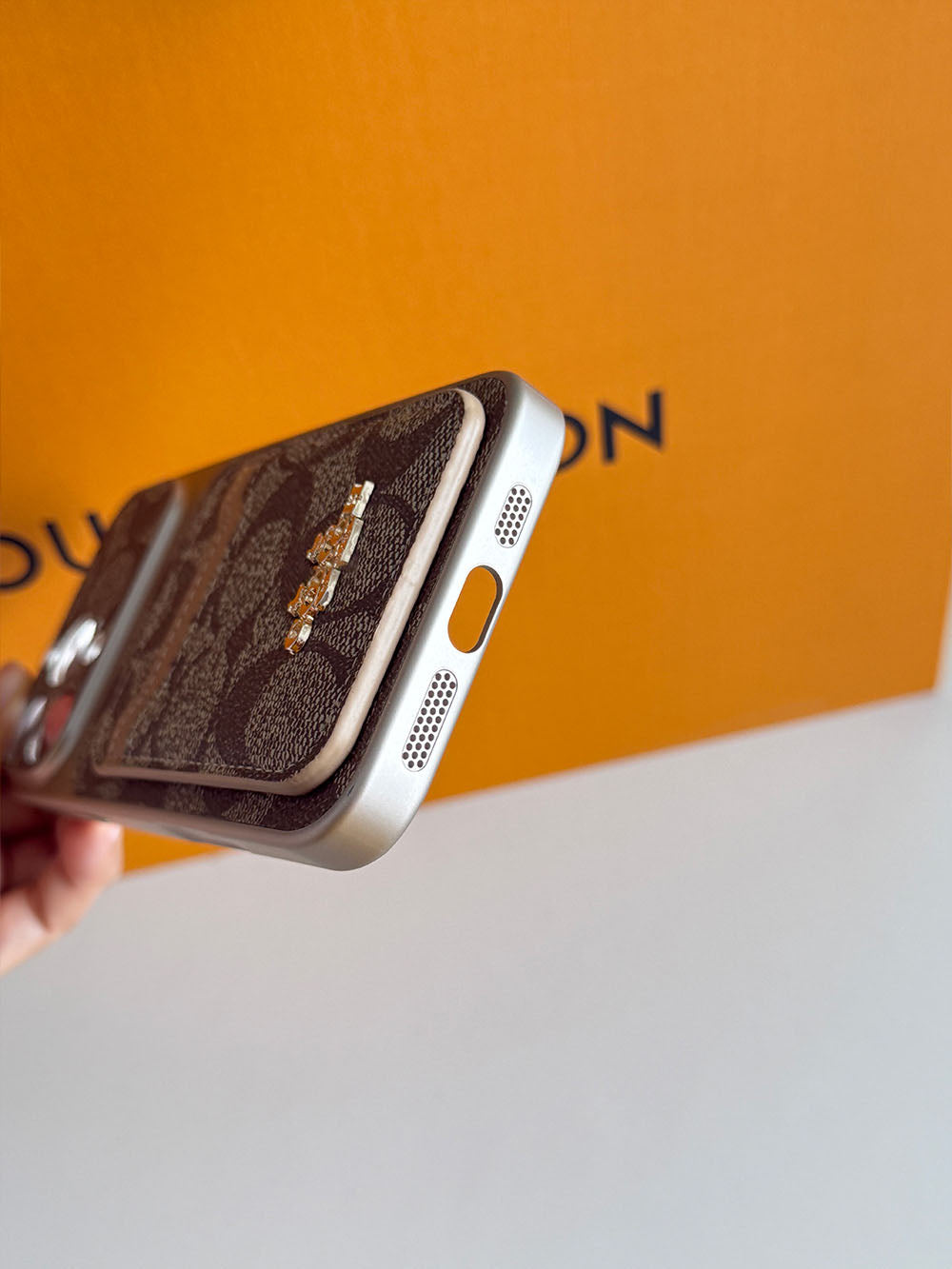 L series Phone case 1053 | with card holder (subject to the video)