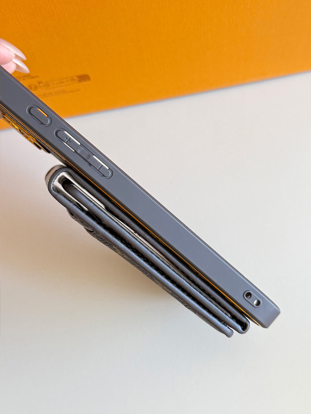 L series Phone case 1059 | with card holder (subject to the video)