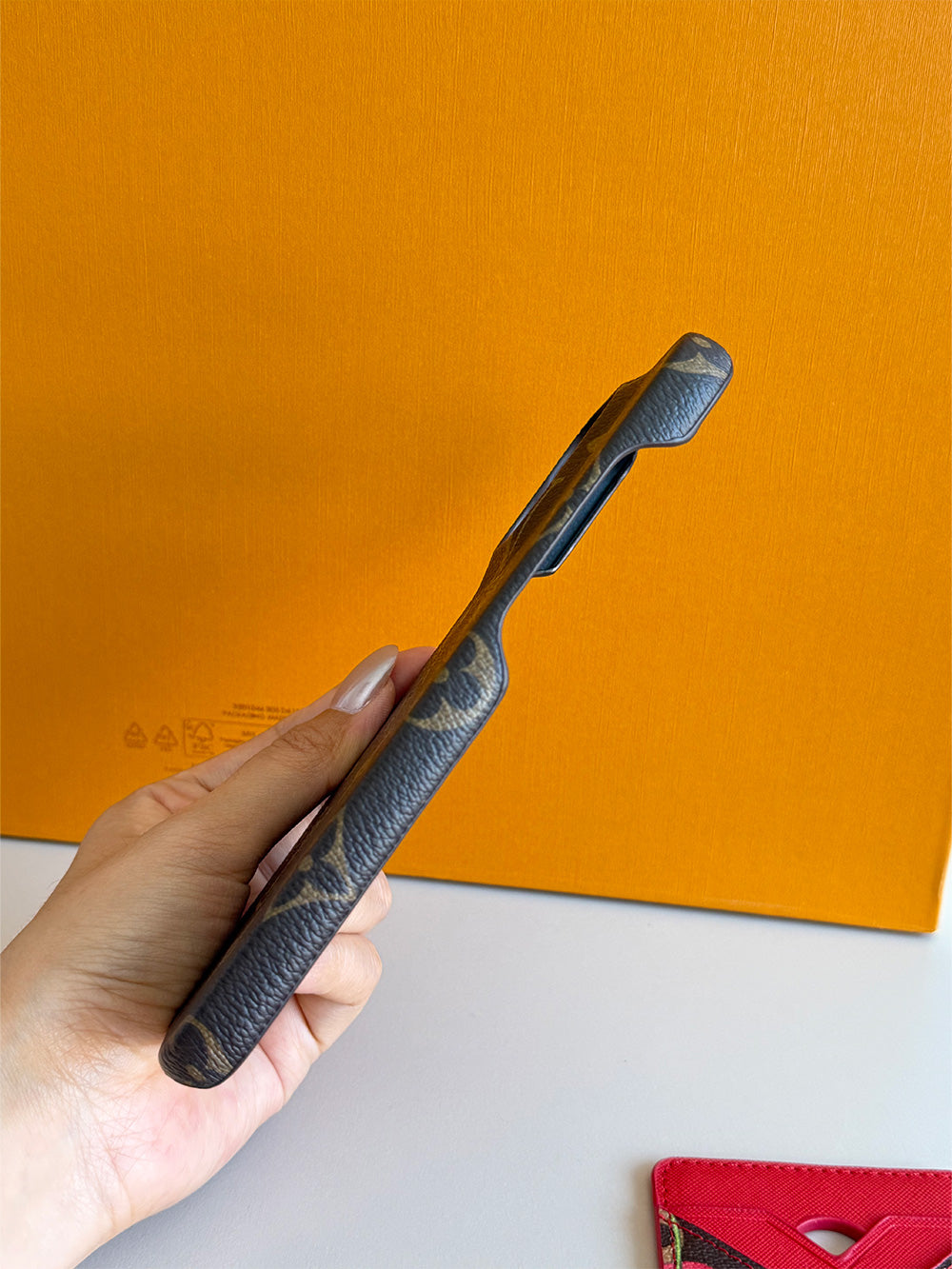 L series Phone case 1061 | with card holder (subject to the video)