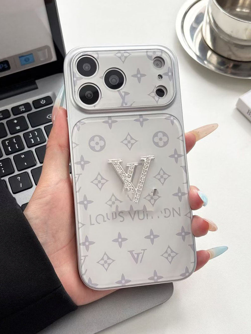 L series Phone case 2070 |  (subject to the video/image)