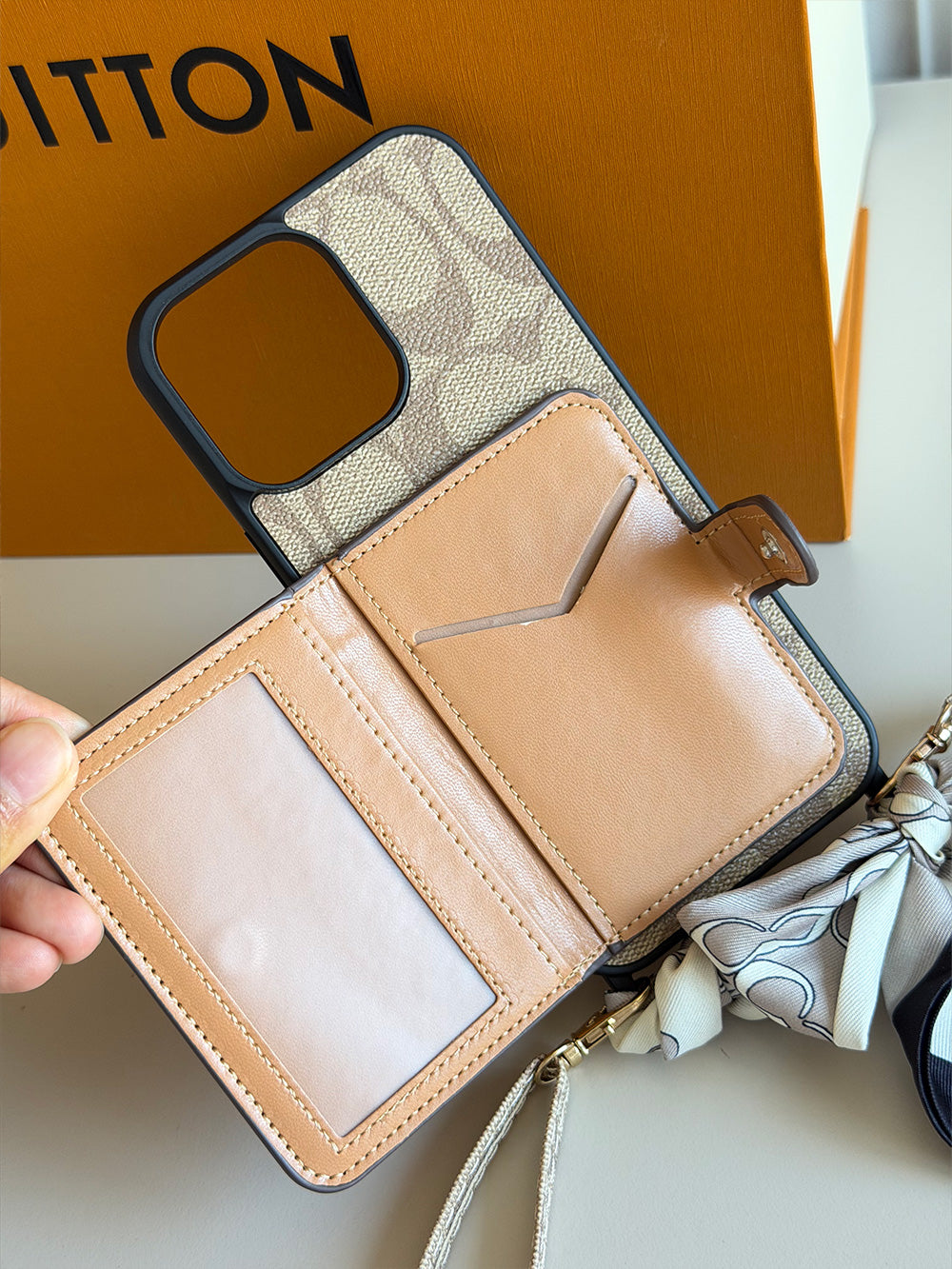 C series Phone case 1074 | with card holder (subject to the video)