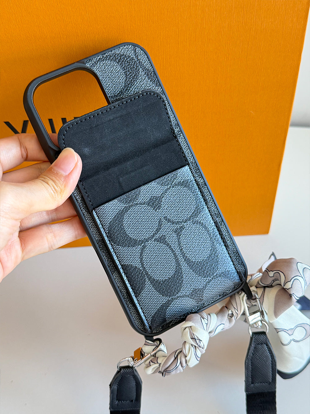 C series Phone case 1075 | with card holder (subject to the video)