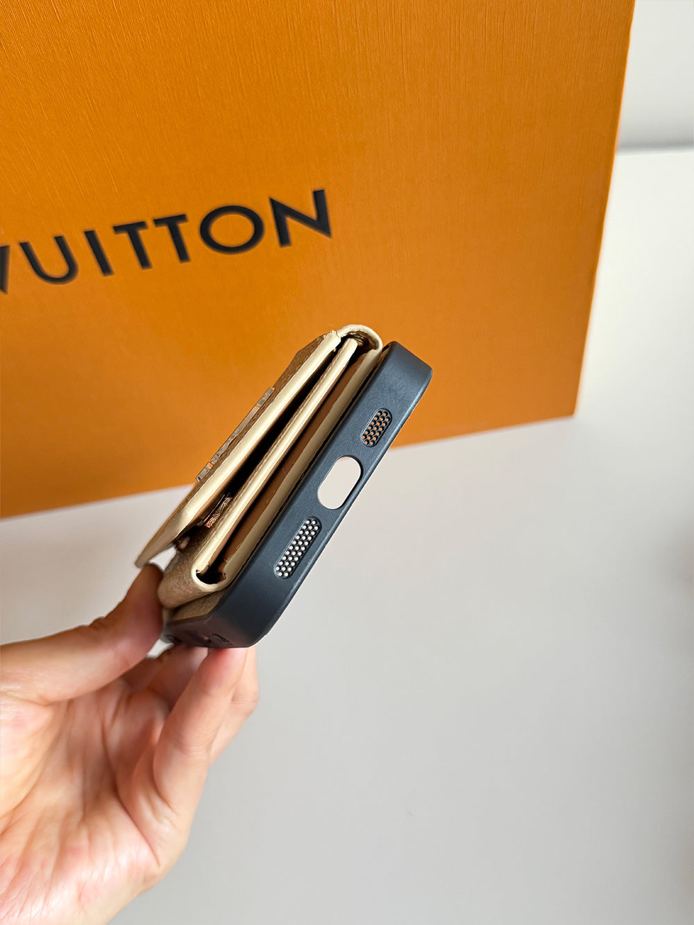 C series Phone case 1077 | with card holder (subject to the video)