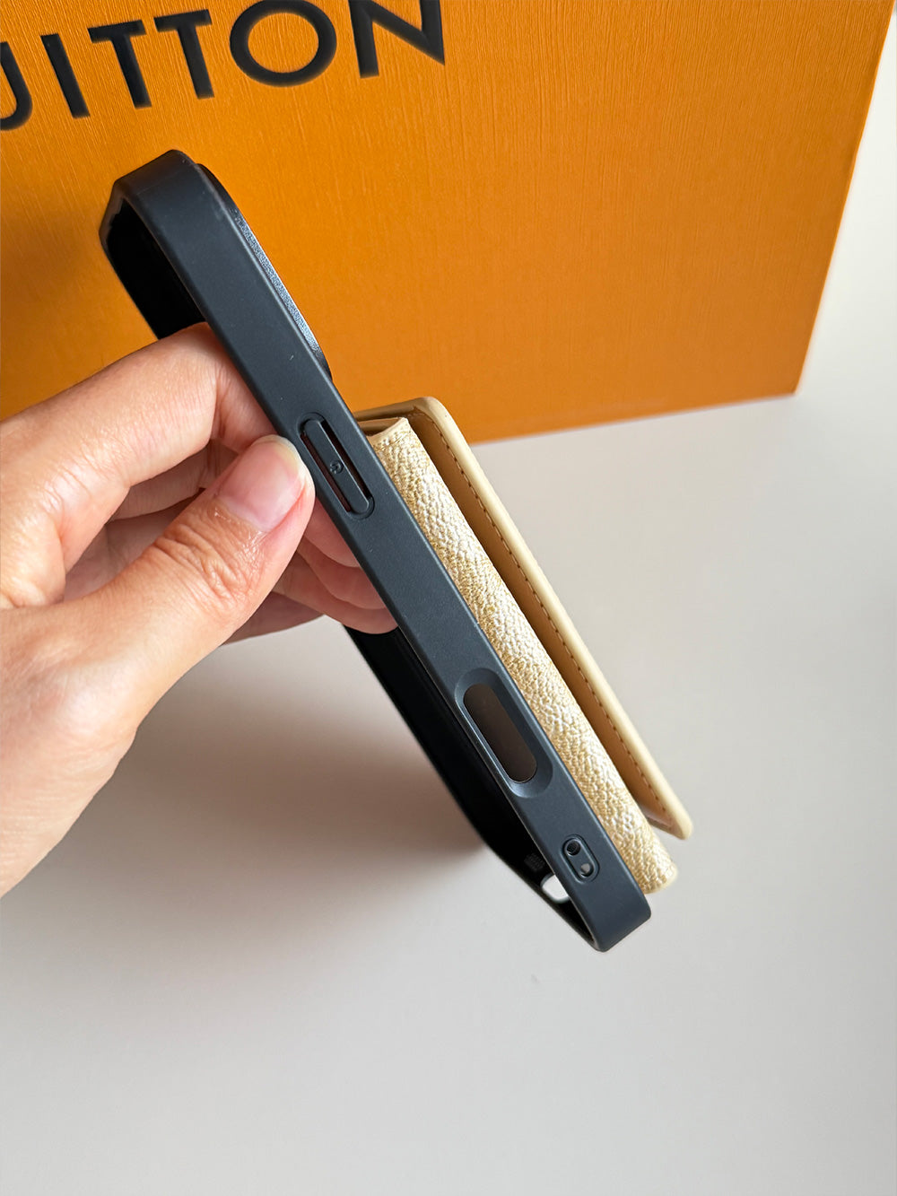 C series Phone case 1077 | with card holder (subject to the video)