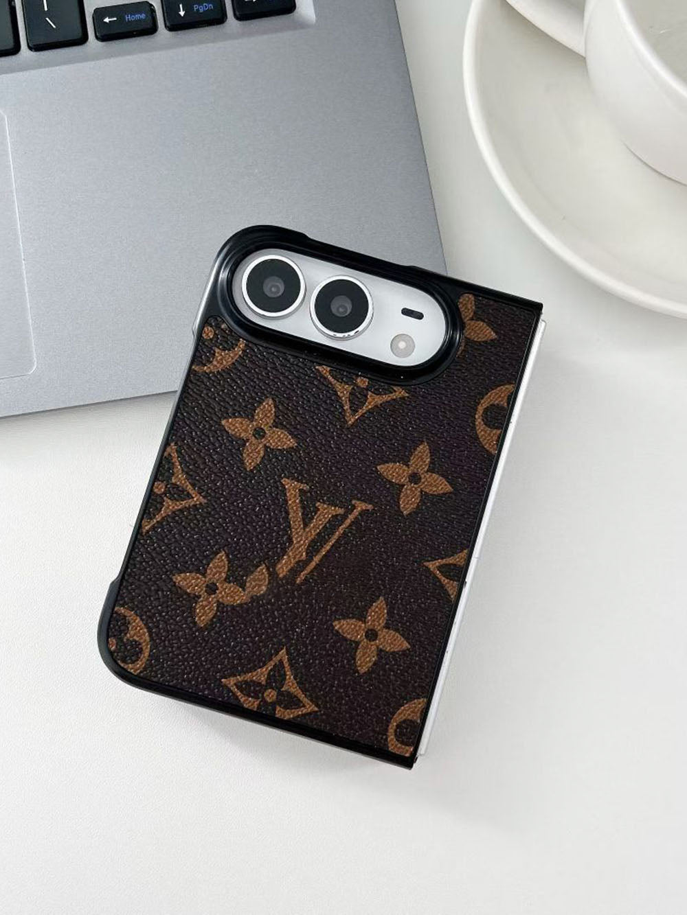 L series Phone case 2083 | Duo (subject to the video)