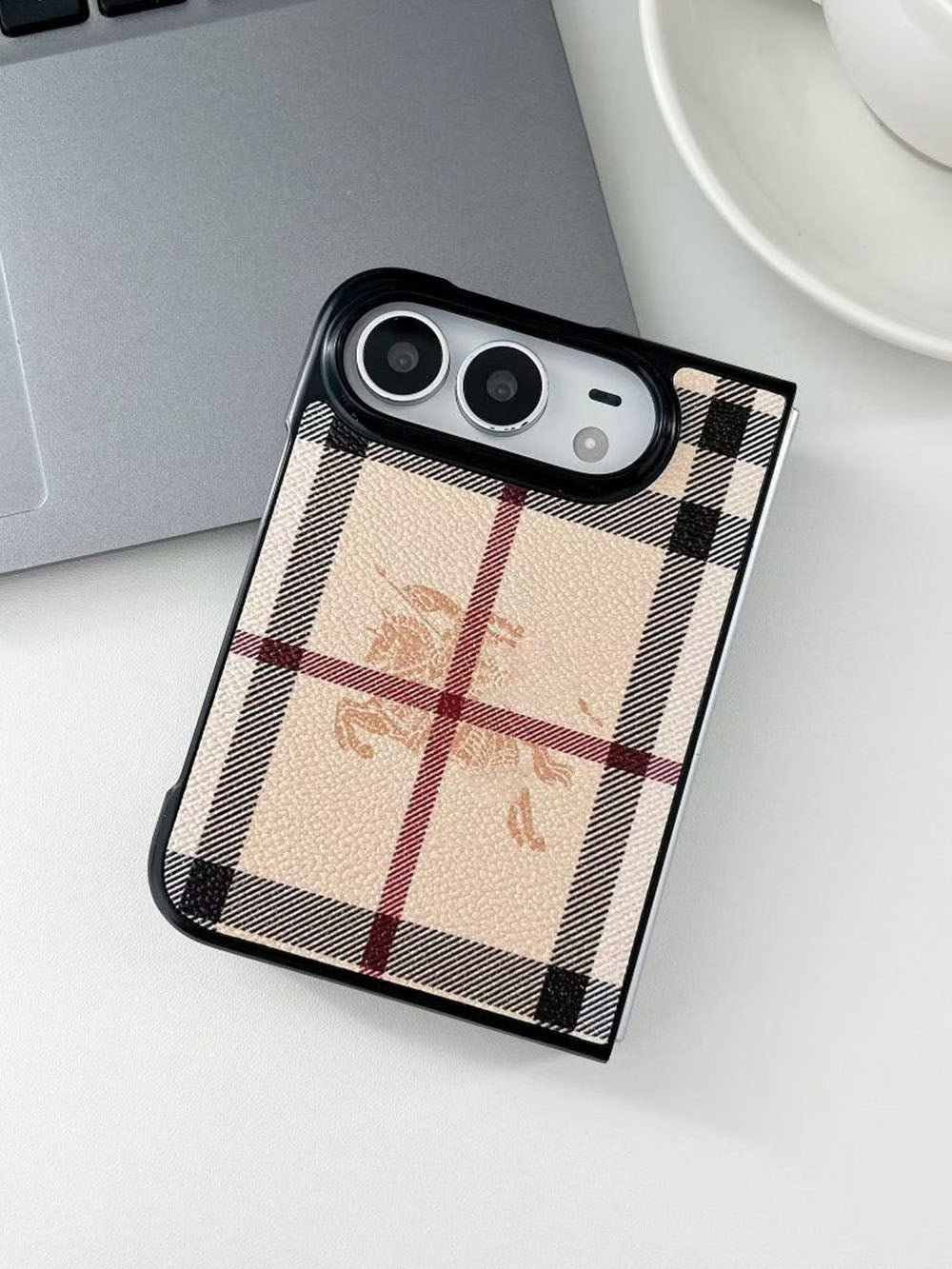 L series Phone case 2083 | Duo (subject to the video)