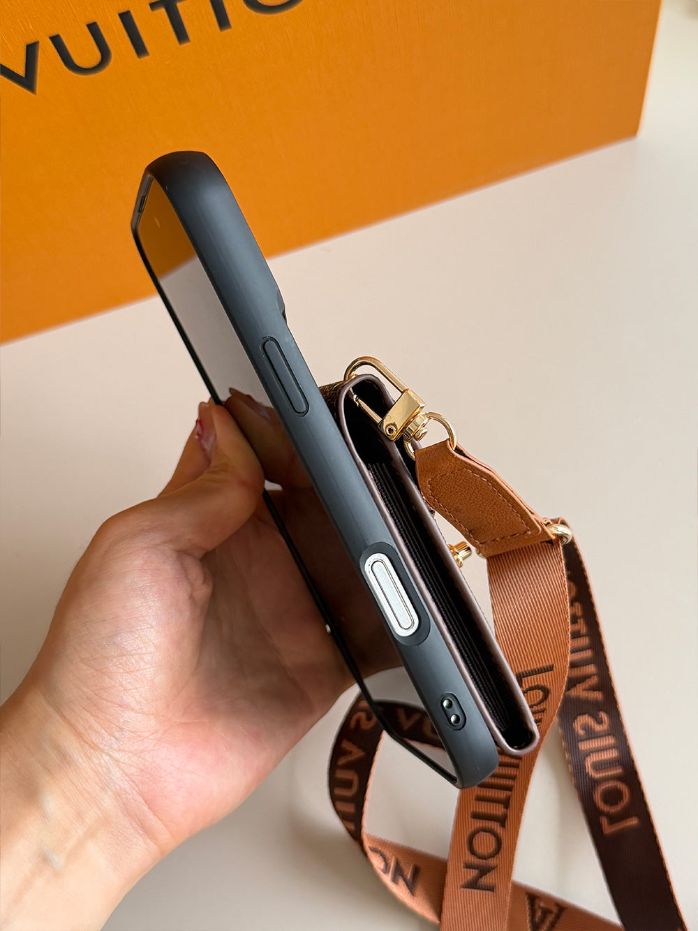 L series Phone case 1088 | with card holder (subject to the video)