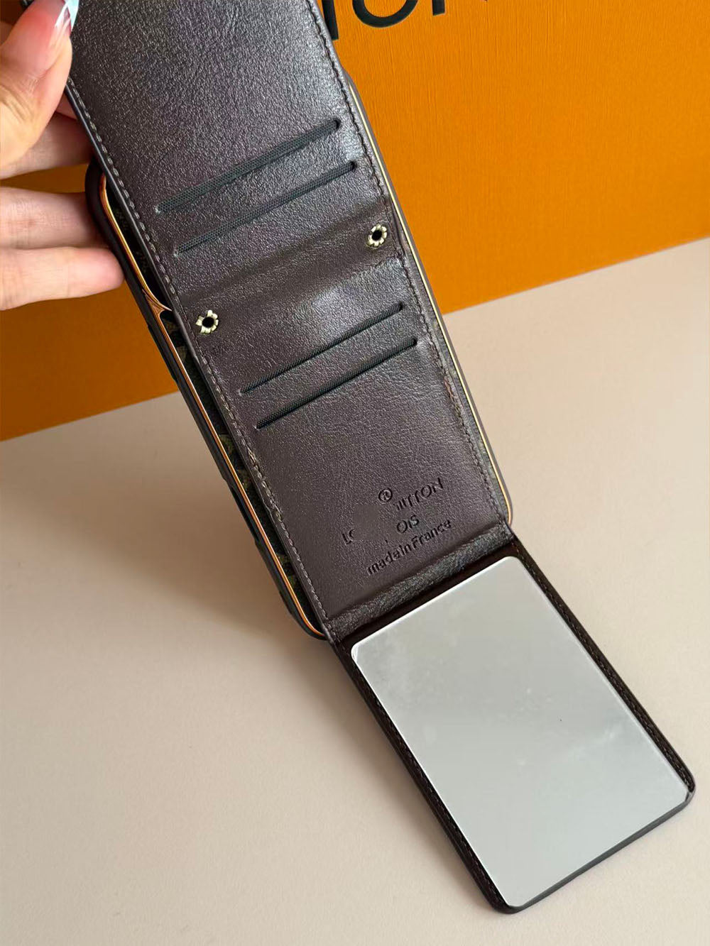 L series Phone case 1059-4 | with card holder (subject to the video)